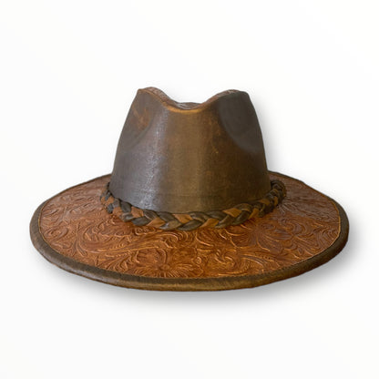 Sombrero de piel troquelado